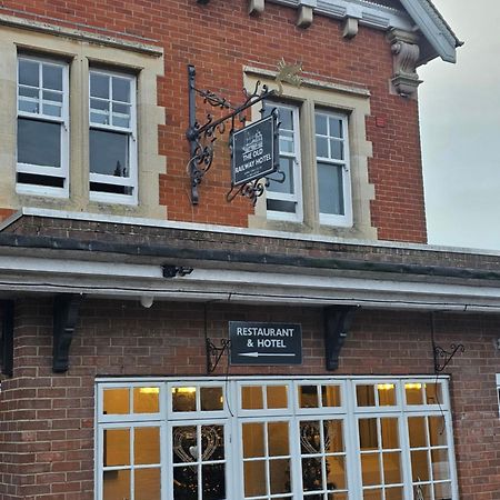 The Old Railway Hotel Porton エクステリア 写真